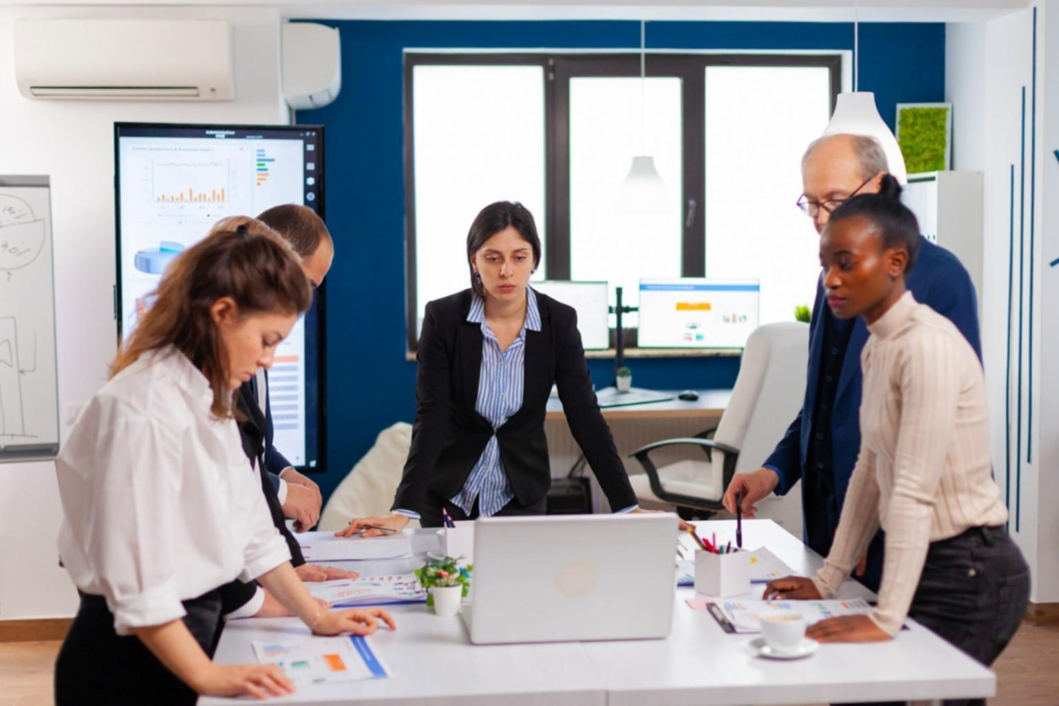 Modern financial planning workspace with charts and analysis tools
